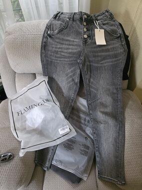 High-Rise Gray Washed Button-Fly Jeans by Flamingals
